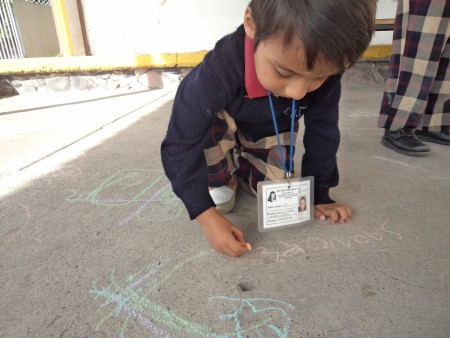 Escribe algunas letras de su nombre 